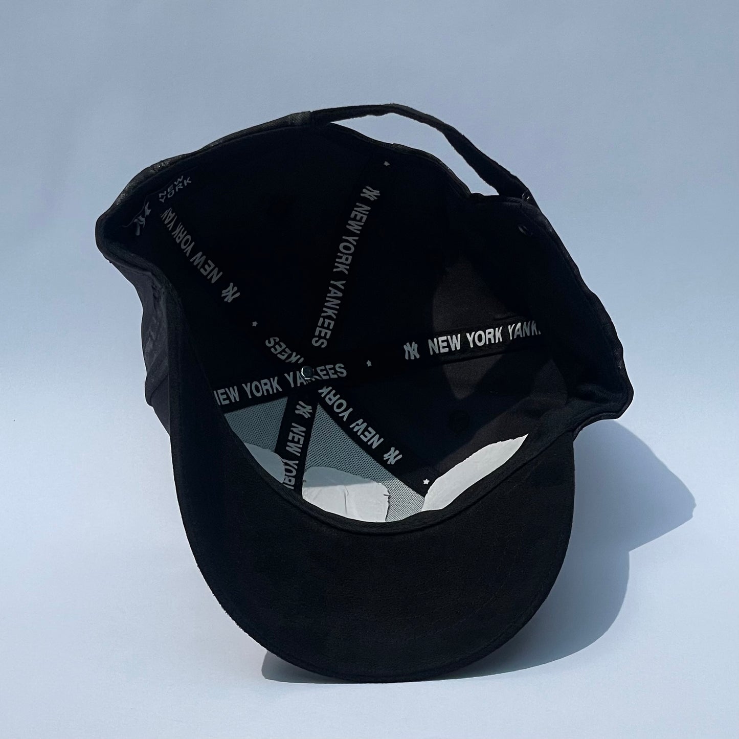 Midnight Chrome NY 🧢