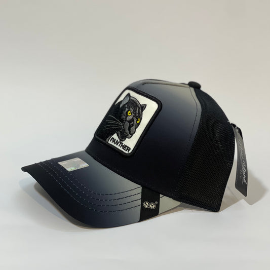 Onyx Panther Trucker ๐งข