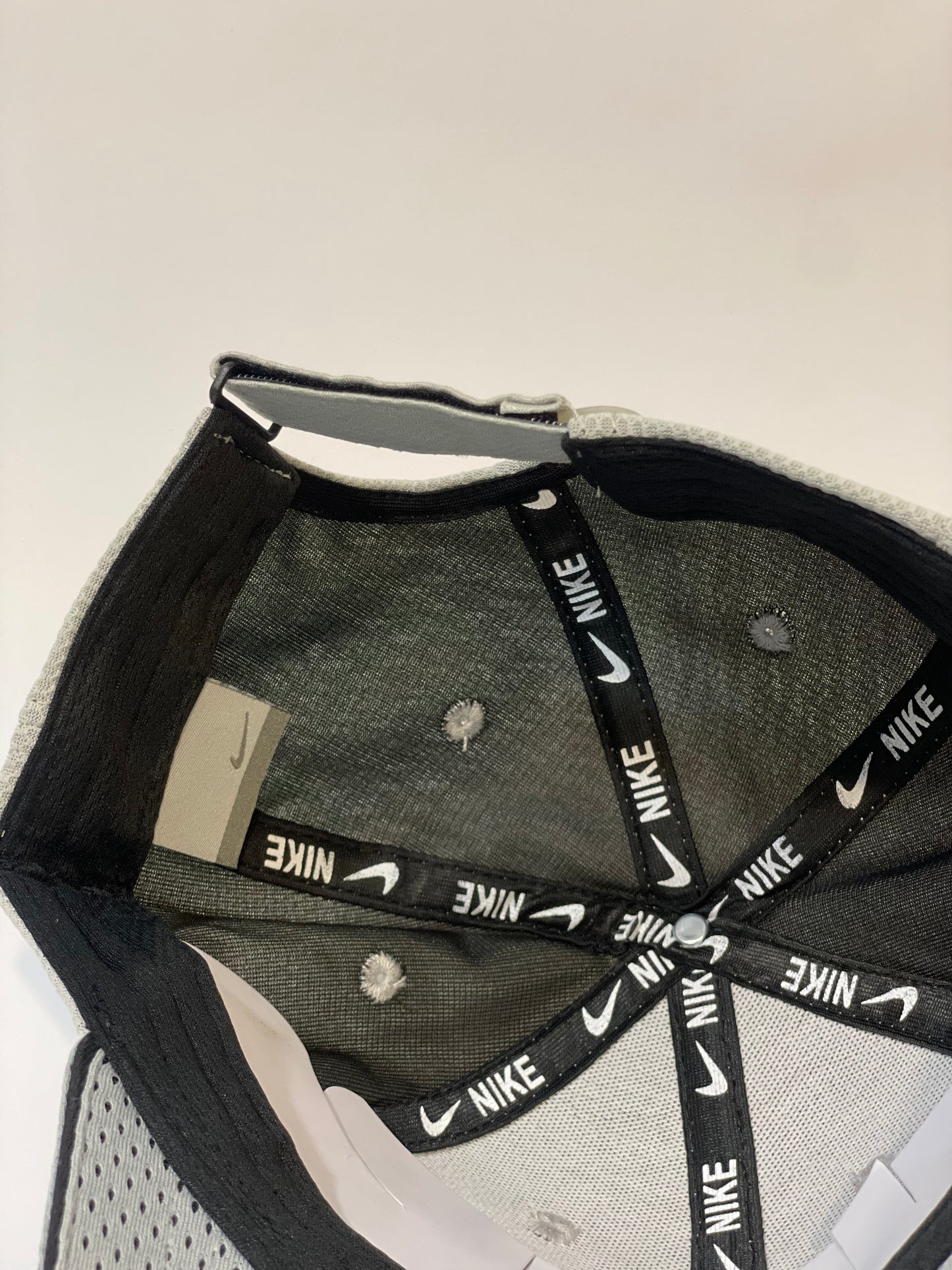 Aurora Grey π§’
