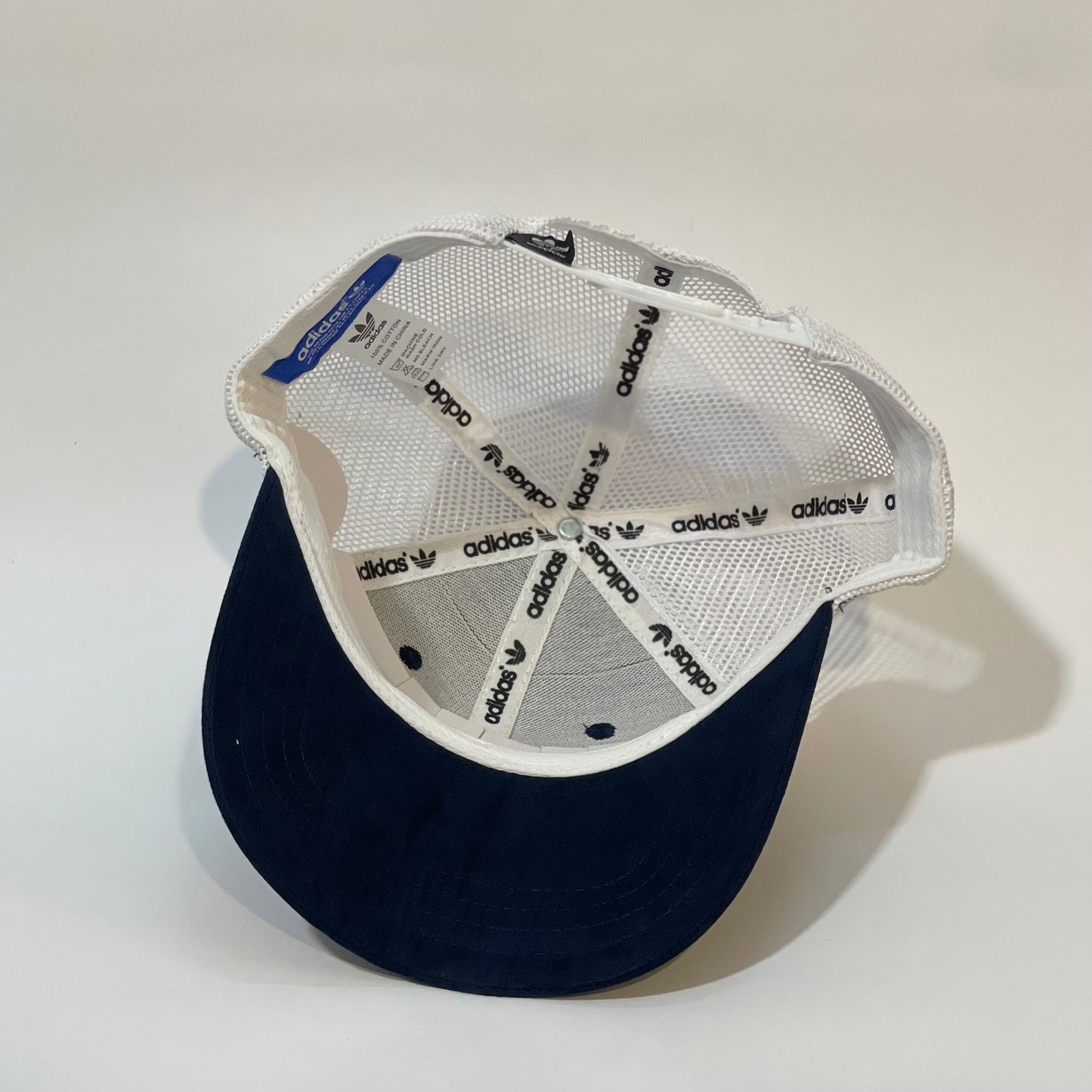 A. Navy Frost 🧢