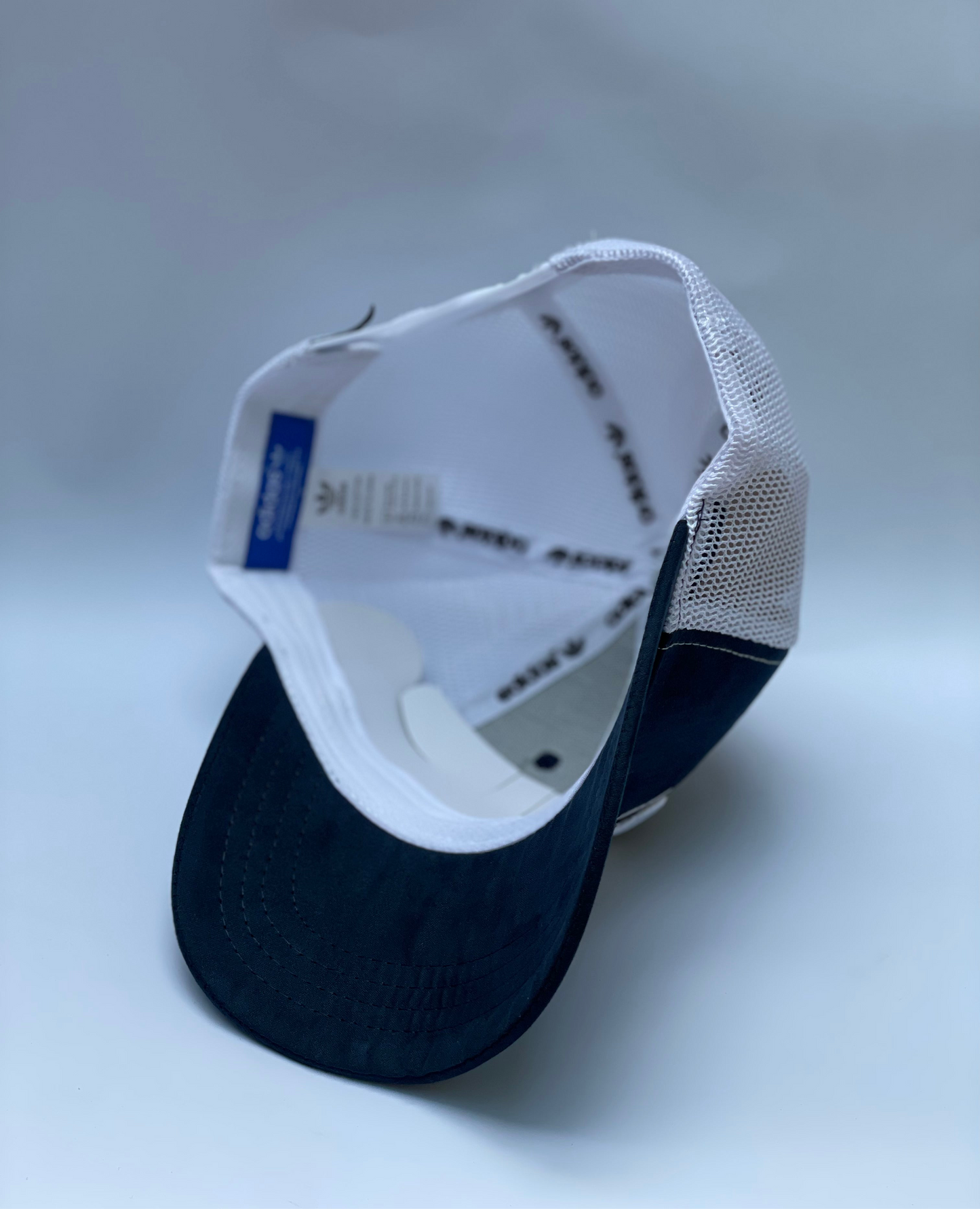 Navy Frost 🧢