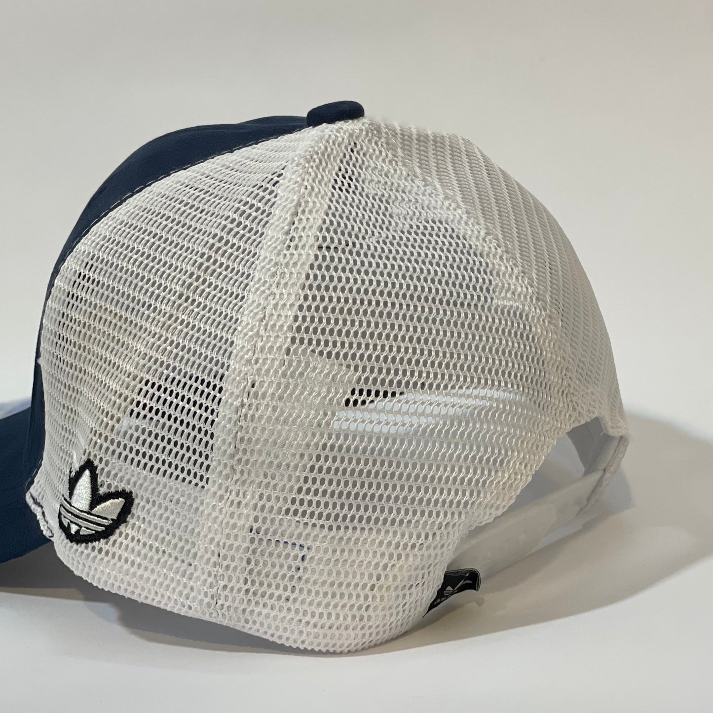 A. Navy Frost 🧢
