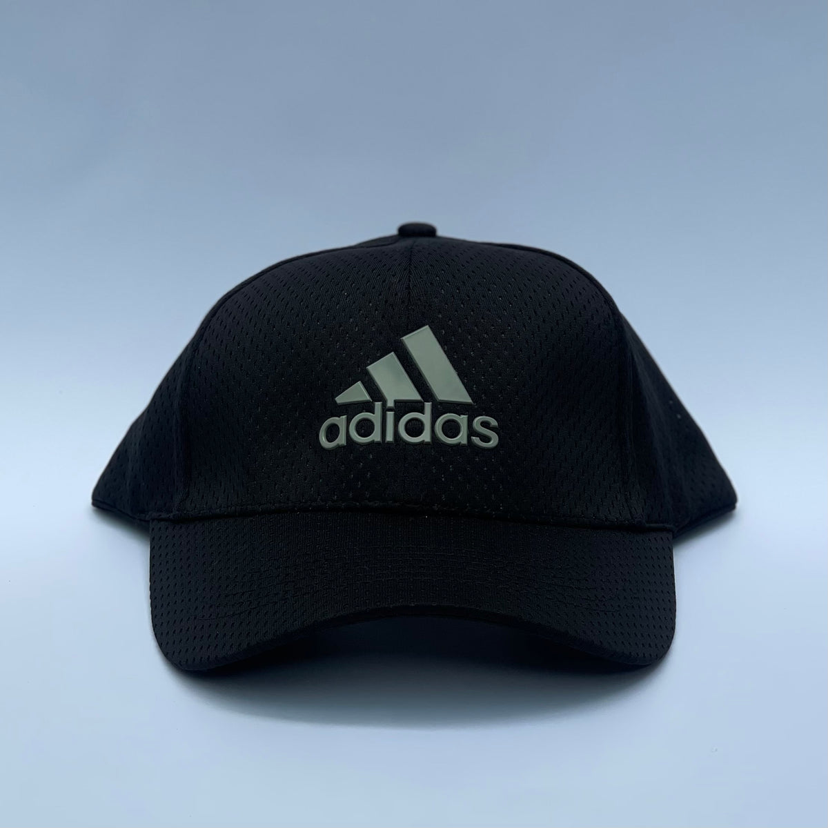Obsidian Peak 🧢