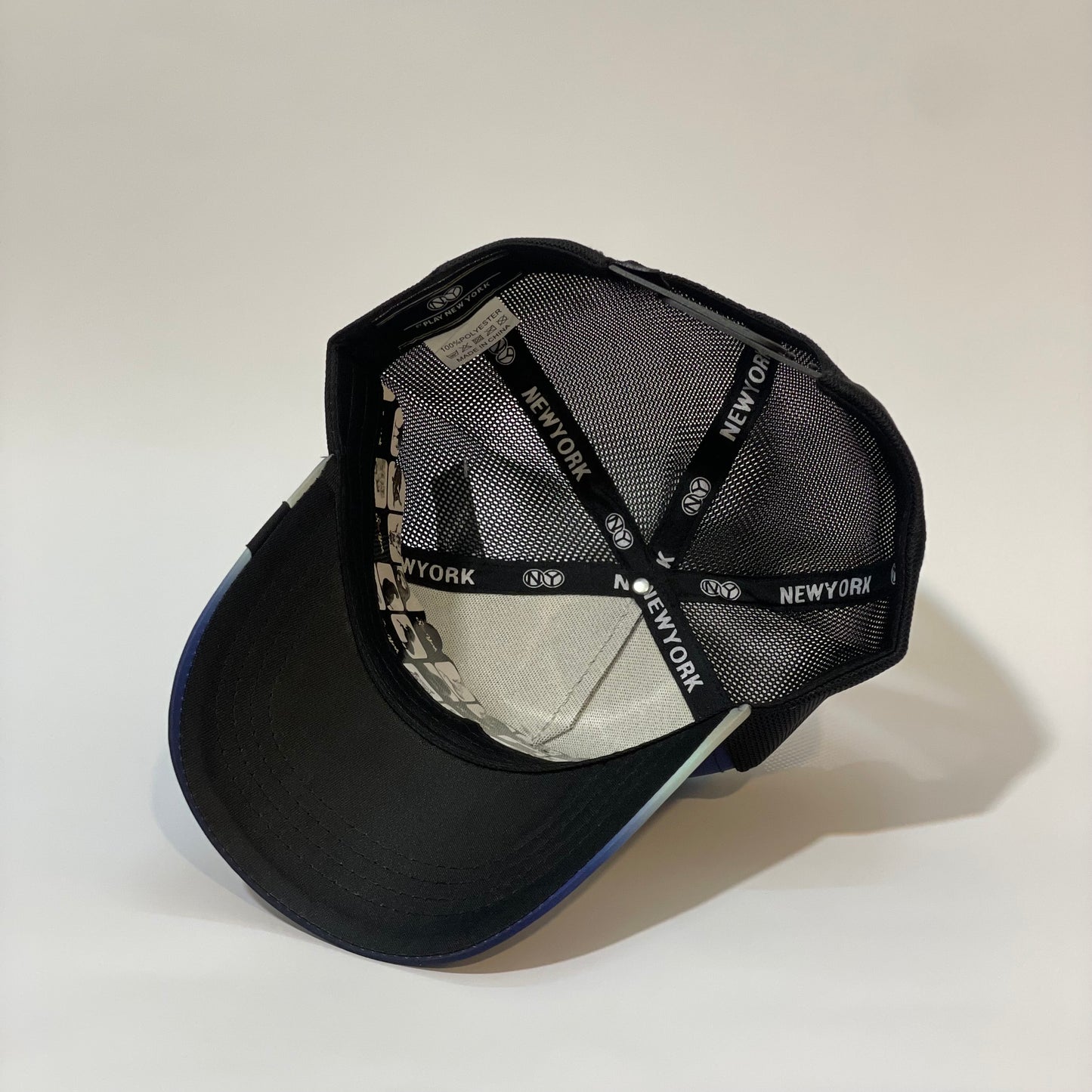 Onyx Panther Trucker 🧢