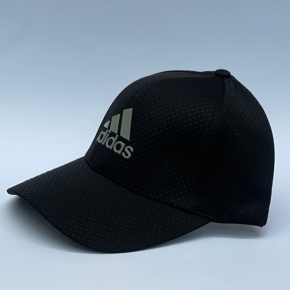 Obsidian Peak 🧢