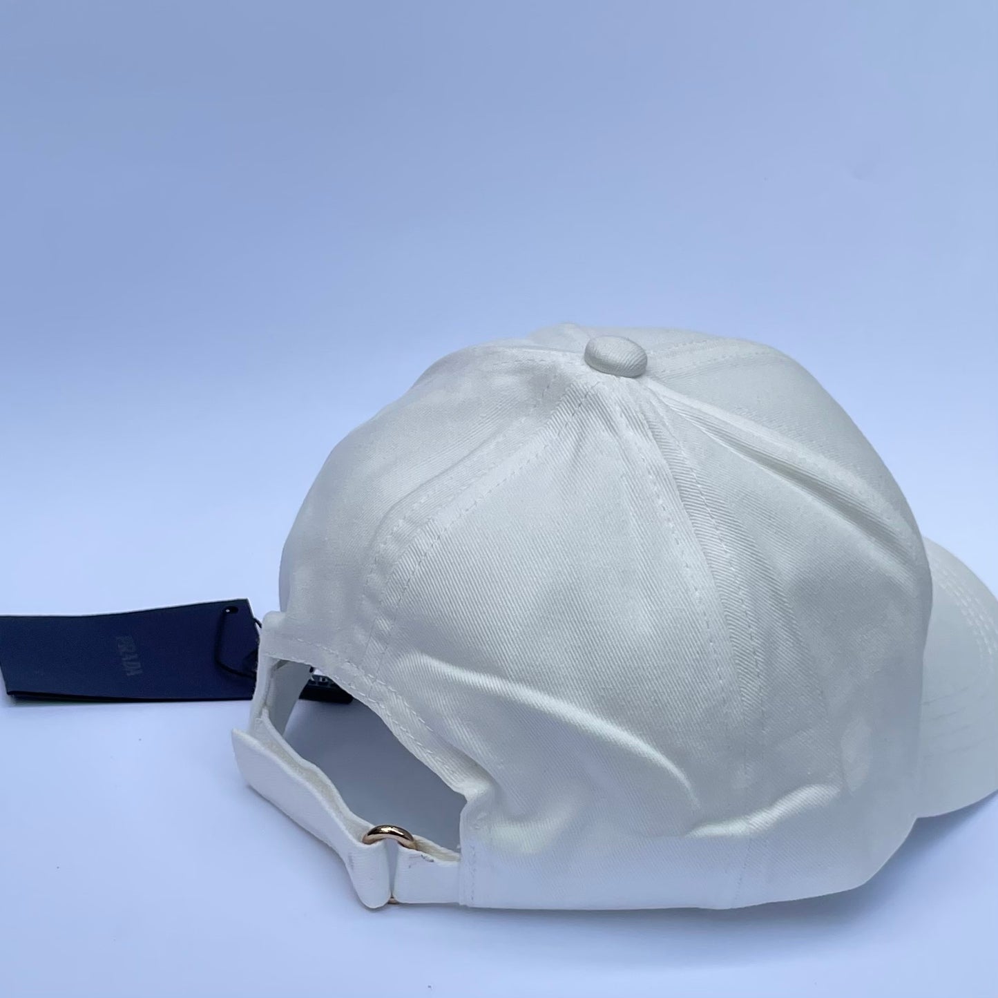 Stark White 🧢