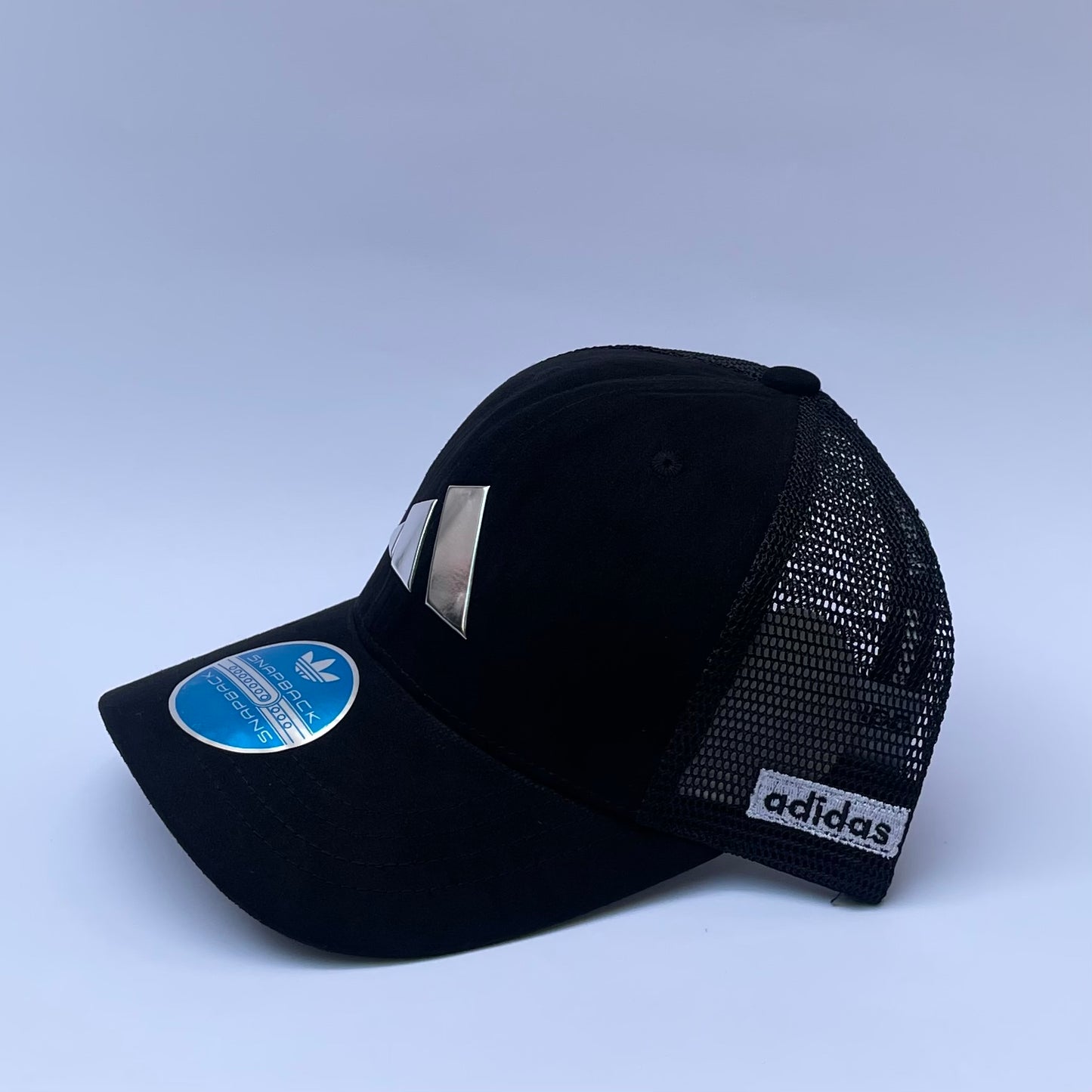 Black Suede Signature 🧢
