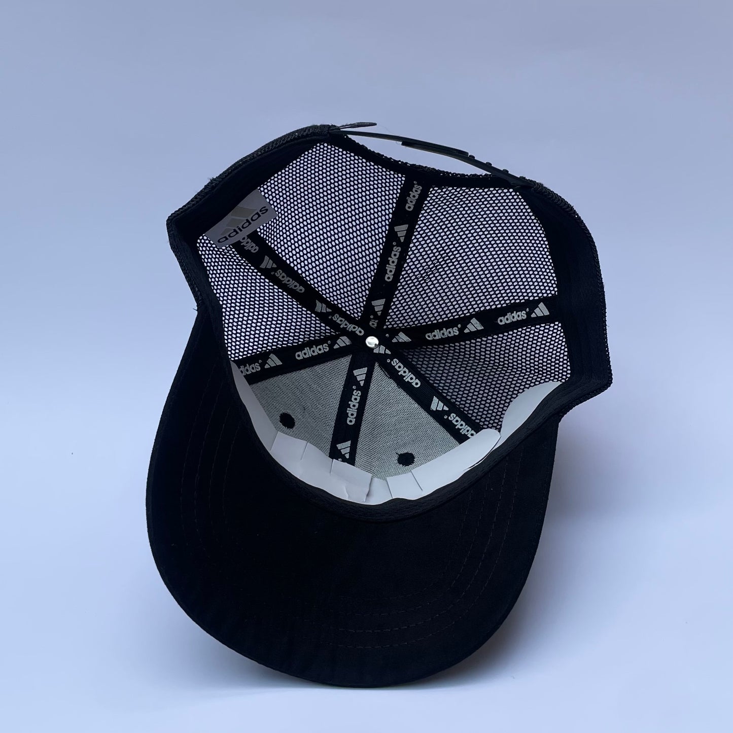 Black Suede Signature 🧢